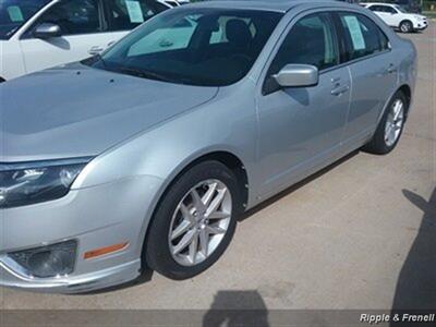 2010 Ford Fusion SEL   - Photo 3 - Davenport, IA 52802