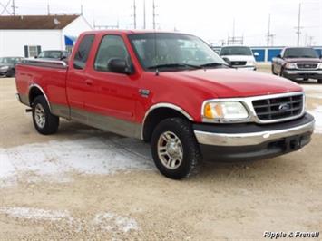 2003 Ford F-150 XL 4dr SuperCab XL   - Photo 2 - Davenport, IA 52802