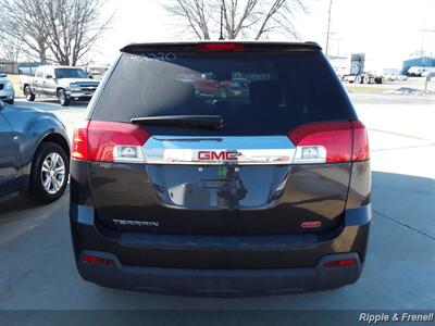 2014 GMC Terrain SLE-1   - Photo 8 - Davenport, IA 52802