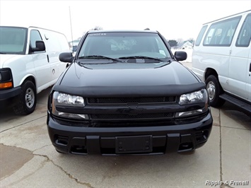 2004 Chevrolet Trailblazer LT   - Photo 3 - Davenport, IA 52802