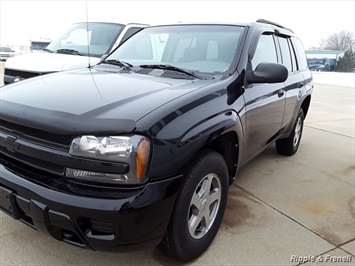 2004 Chevrolet Trailblazer LT   - Photo 5 - Davenport, IA 52802