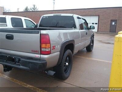 2003 GMC Sierra 1500 SLE 4dr Extended Cab SLE   - Photo 6 - Davenport, IA 52802