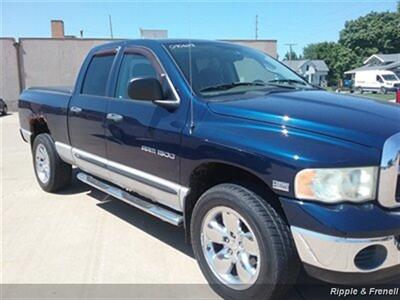 2004 Dodge Ram 1500 ST   - Photo 4 - Davenport, IA 52802