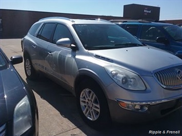 2008 Buick Enclave CX   - Photo 4 - Davenport, IA 52802