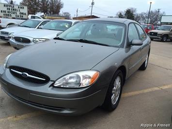 2003 Ford Taurus SEL Deluxe   - Photo 1 - Davenport, IA 52802