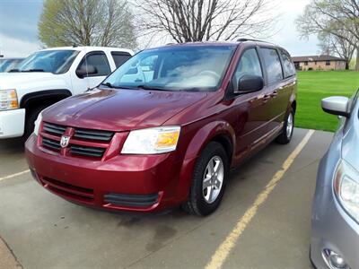 2010 Dodge Grand Caravan Hero   - Photo 3 - De Witt, IA 52742