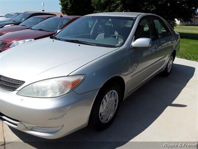 2003 Toyota Camry LE   - Photo 1 - Davenport, IA 52802