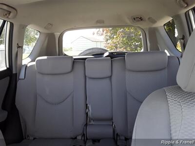 2008 Toyota RAV4 Limited   - Photo 6 - Davenport, IA 52802