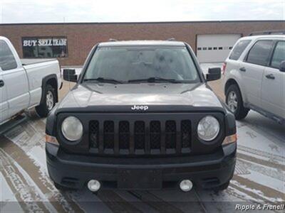 2011 Jeep Patriot Sport   - Photo 1 - Davenport, IA 52802