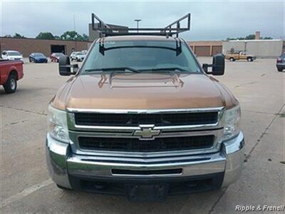 2007 Chevrolet Silverado 2500 Work Truck   - Photo 1 - Davenport, IA 52802