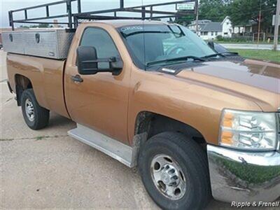 2007 Chevrolet Silverado 2500 Work Truck   - Photo 4 - Davenport, IA 52802