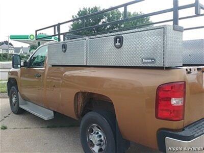 2007 Chevrolet Silverado 2500 Work Truck   - Photo 7 - Davenport, IA 52802