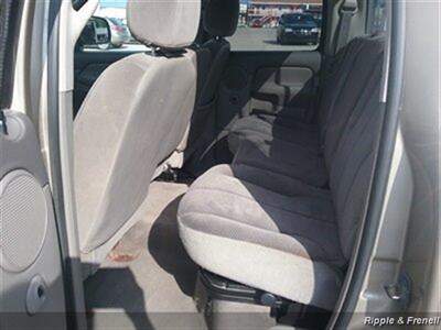 2002 Dodge Ram 1500 ST   - Photo 9 - Silvis, IL 61282