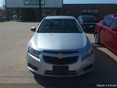 2011 Chevrolet Cruze LS   - Photo 1 - Davenport, IA 52802