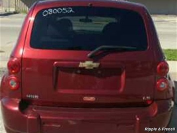 2008 Chevrolet HHR LS - Photo 2 - Davenport, IA 52802
