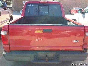 2002 Ford Ranger XL   - Photo 4 - Davenport, IA 52802