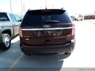 2012 Ford Explorer Limited   - Photo 11 - Davenport, IA 52802