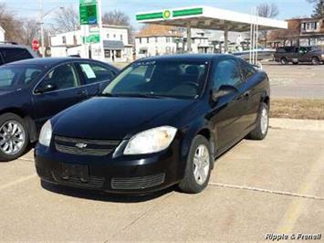 2005 Chevrolet Cobalt LS   - Photo 1 - Davenport, IA 52802