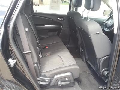 2016 Dodge Journey SXT - Photo 11 - Davenport, IA 52802
