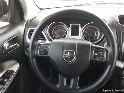 2016 Dodge Journey SXT - Photo 12 - Davenport, IA 52802