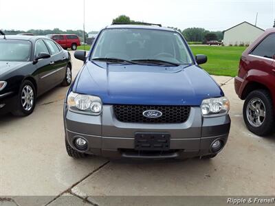 2006 Ford Escape XLT   - Photo 1 - Davenport, IA 52802