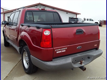 2002 Ford Explorer Sport Trac Value   - Photo 5 - Davenport, IA 52802