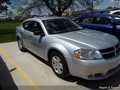 2010 Dodge Avenger SXT   - Photo 12 - Davenport, IA 52802