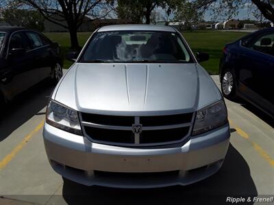 2010 Dodge Avenger SXT   - Photo 1 - Davenport, IA 52802