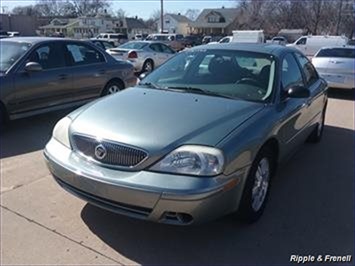 2005 Mercury Sable GS   - Photo 1 - Davenport, IA 52802