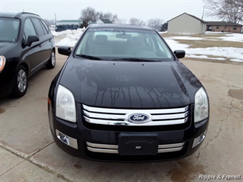 2006 Ford Fusion V6 SEL   - Photo 1 - Davenport, IA 52802