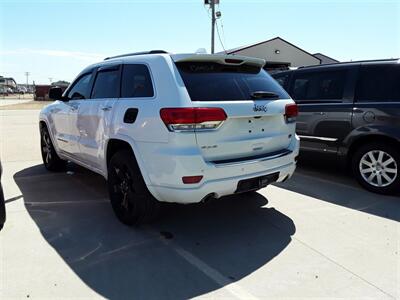 2015 Jeep Grand Cherokee Overland   - Photo 9 - Silvis, IL 61282