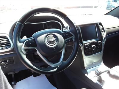 2015 Jeep Grand Cherokee Overland   - Photo 6 - Silvis, IL 61282