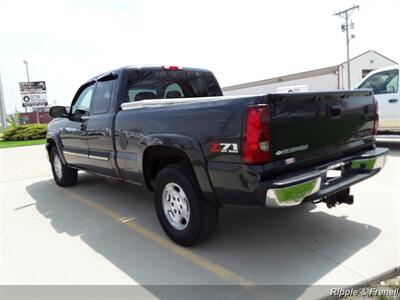 2003 Chevrolet Silverado 1500 LT 4dr Extended Cab LT   - Photo 7 - Davenport, IA 52802