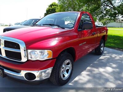 2005 Dodge Ram 1500 SLT 2dr Regular Cab SLT   - Photo 3 - Davenport, IA 52802