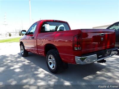 2005 Dodge Ram 1500 SLT 2dr Regular Cab SLT   - Photo 4 - Davenport, IA 52802