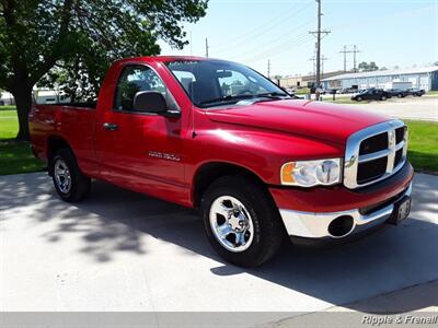 2005 Dodge Ram 1500 SLT 2dr Regular Cab SLT   - Photo 7 - Davenport, IA 52802