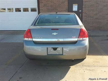 2006 Chevrolet Impala LT   - Photo 4 - Davenport, IA 52802