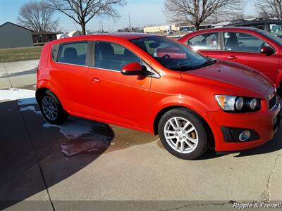 2013 Chevrolet Sonic LT Auto   - Photo 7 - Davenport, IA 52802