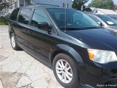 2014 Dodge Grand Caravan SXT   - Photo 4 - Davenport, IA 52802