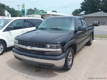 2002 Chevrolet Silverado 1500   - Photo 1 - Davenport, IA 52802