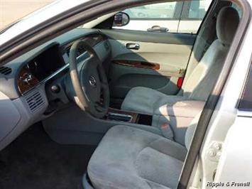 2005 Buick Lacrosse CX   - Photo 4 - Davenport, IA 52802