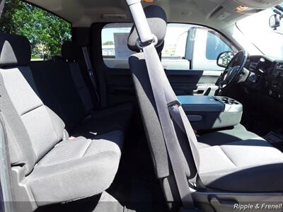 2011 Chevrolet Silverado 1500 LT   - Photo 8 - Davenport, IA 52802