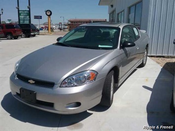 2007 Chevrolet Monte Carlo LT   - Photo 1 - Davenport, IA 52802