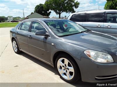 2008 Chevrolet Malibu LT   - Photo 12 - Davenport, IA 52802