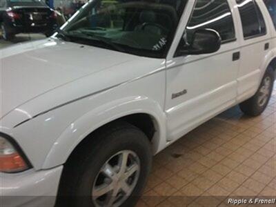 1998 Oldsmobile Bravada   - Photo 4 - Davenport, IA 52802