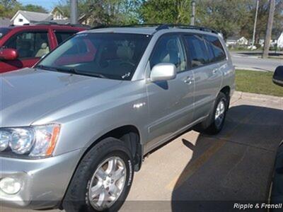 2002 Toyota Highlander   - Photo 3 - Davenport, IA 52802