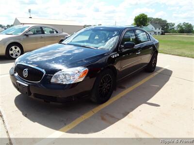 2007 Buick Lucerne CXL V6   - Photo 3 - Davenport, IA 52802