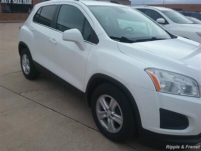 2015 Chevrolet Trax LT   - Photo 4 - Davenport, IA 52802