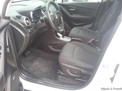 2015 Chevrolet Trax LT   - Photo 8 - Davenport, IA 52802