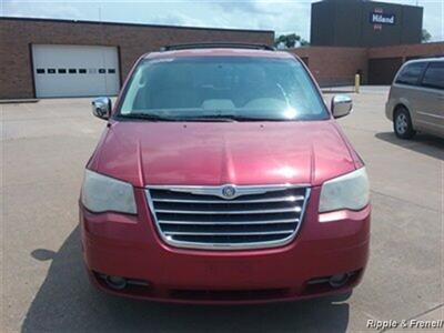 2008 Chrysler Town & Country Touring   - Photo 1 - De Witt, IA 52742